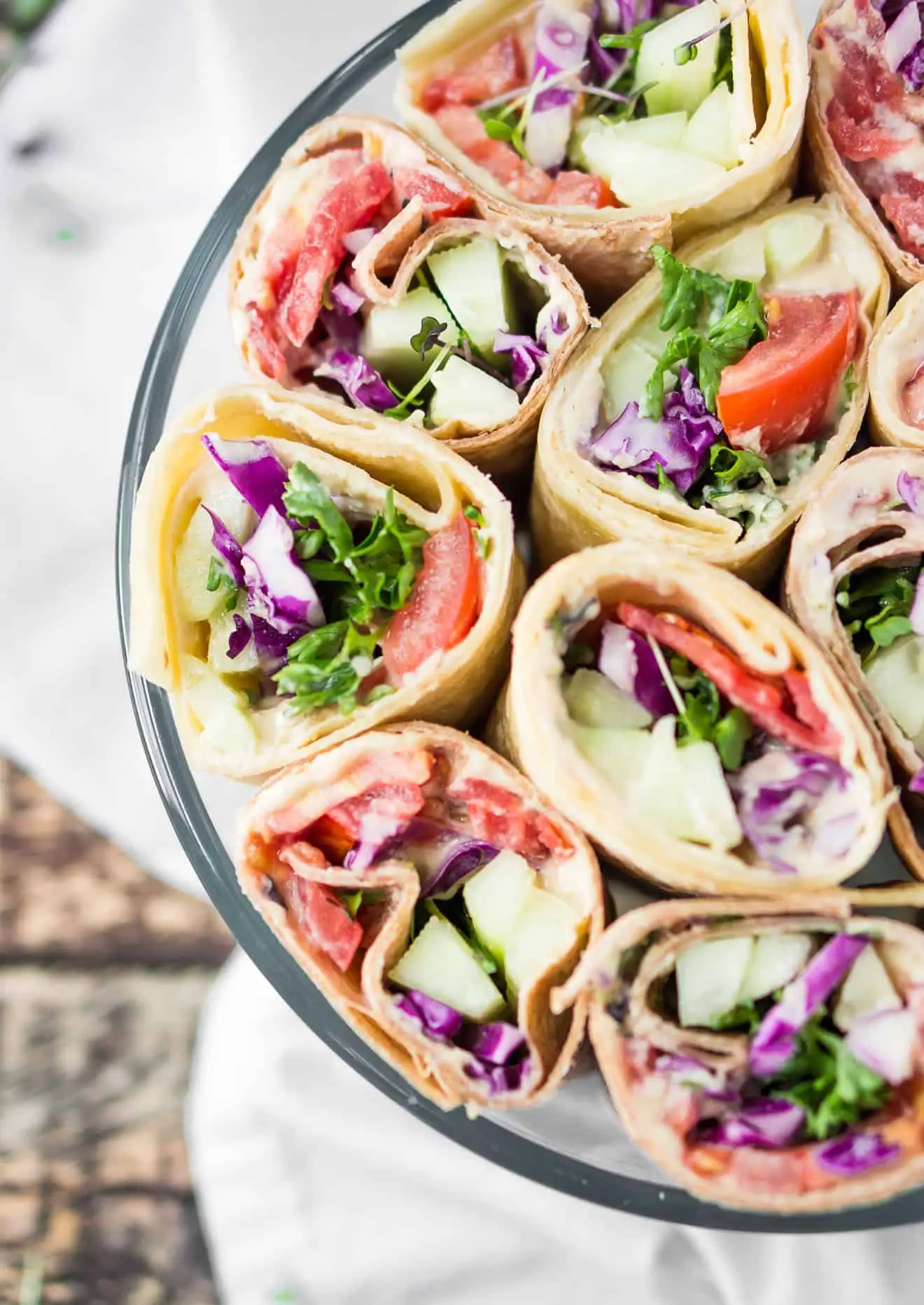Simple-Hummus-Wraps-perfect-for-on-the-go
