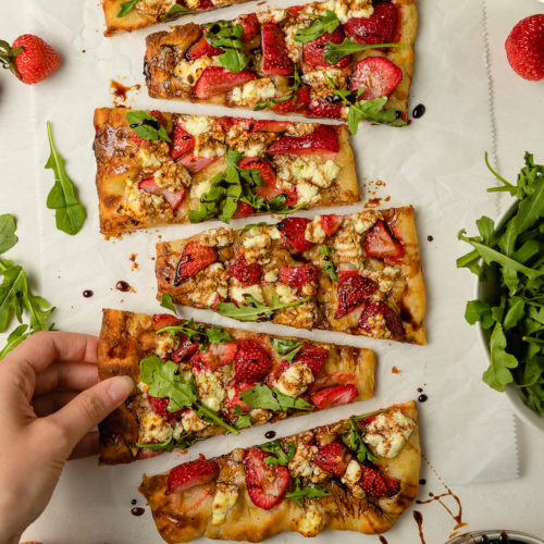 strawberry pizza with goat cheese